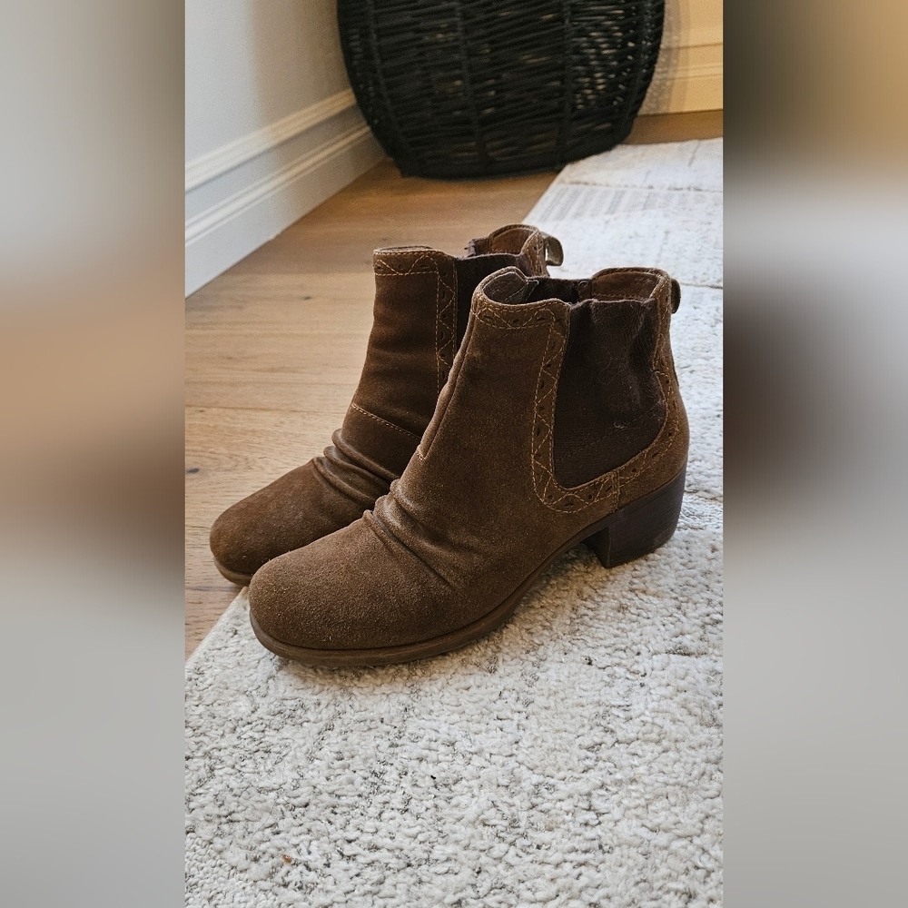 Earth Brown Suede Ankle Booties